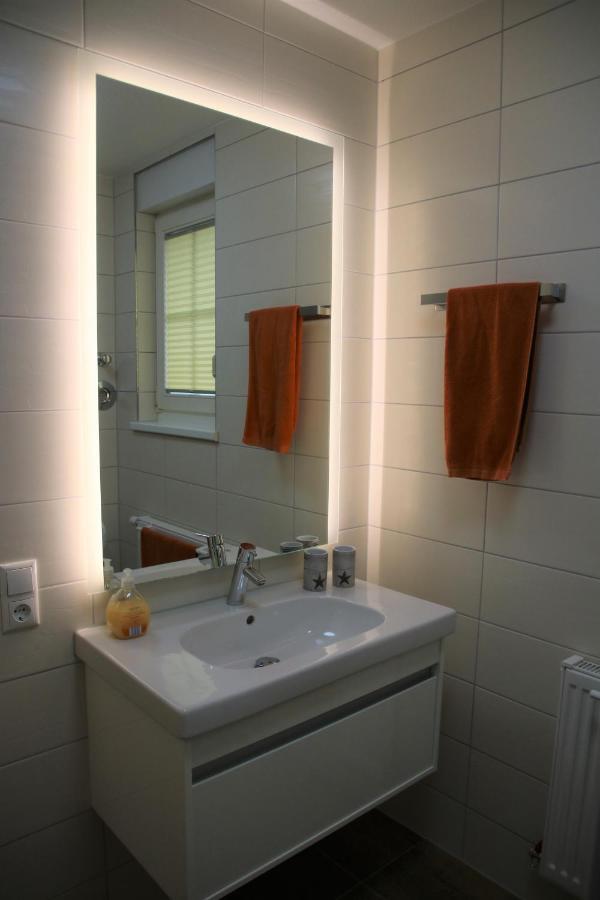Ferienwohnung Boddenkieker Bis 4 Personen, Sagard-Neddesitz, 70M2 Exterior photo